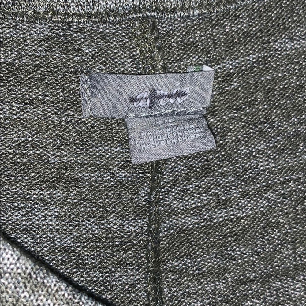 Green oversized aerie long sleeve - Picture 3 of 4